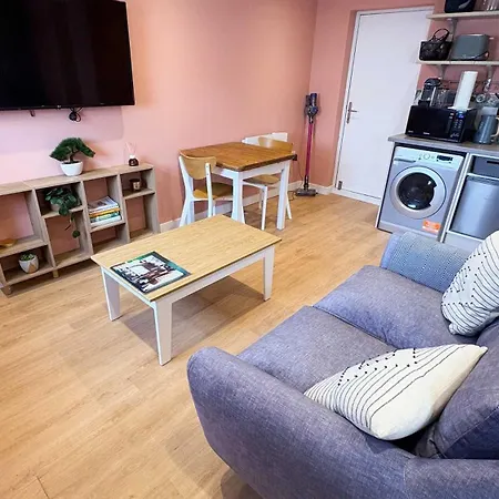 イン Flat In Seymour Road