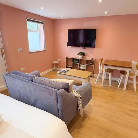 イン Flat In Seymour Road *