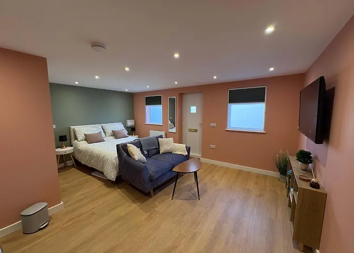 Flat In Seymour Road * Bristol